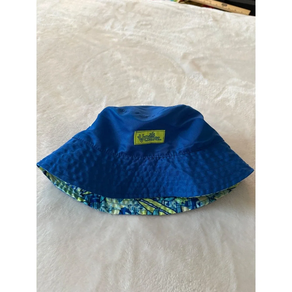V Skinz Reversible Bucket Hat Blue Shark Print Youth Kids Sun‎ Hat